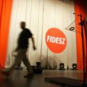 A Fidesz ismét tökön lőtte magát!