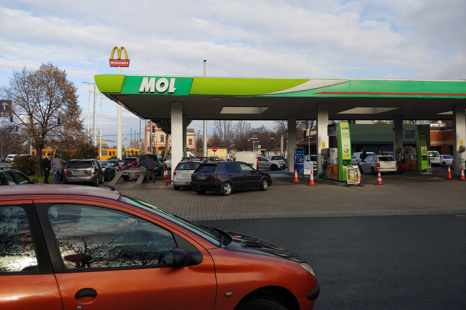 Mutatjuk H ny Forint Lesz Az zemanyag Cs t rt kt l barangol-sok-eur-p-ban-added-a-barangol-sok-eur-p-ban