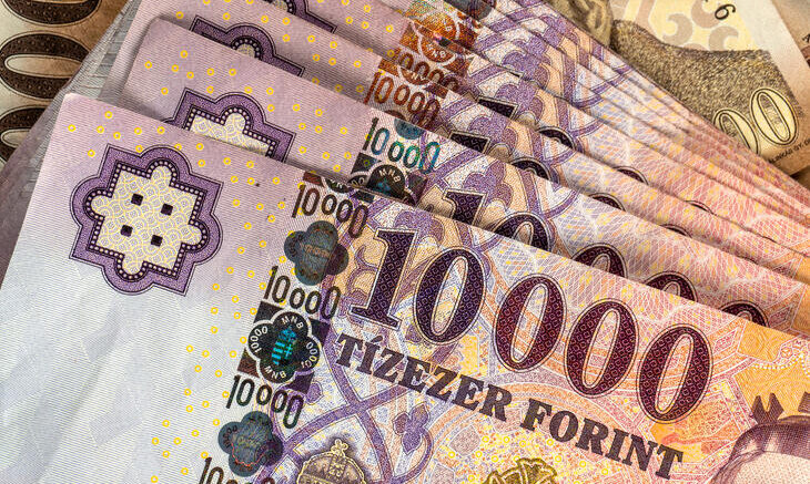 500 ezer forint