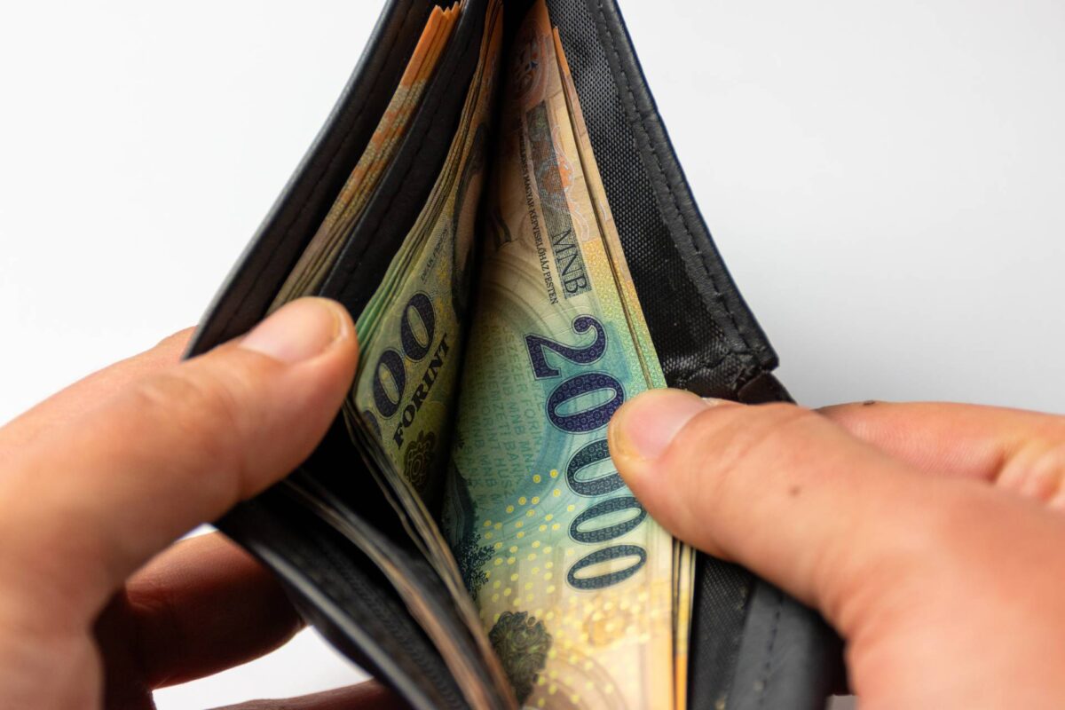 Pénztárca húszezresek