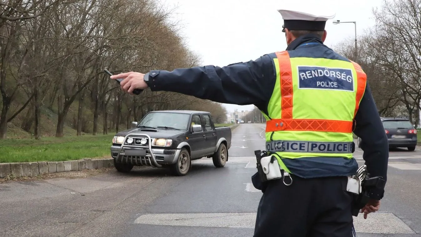 Rendőr igazoltatás