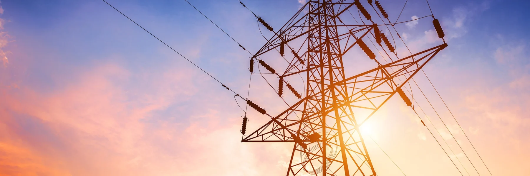 Villanyoszlopok hálózata karbantartás miatti áramszünethez